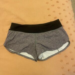 Lululemon speed up 2.5 shorts